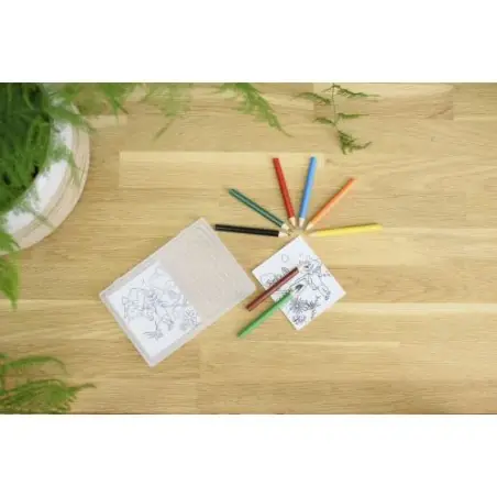 Set à dessin de 8 crayons Adita