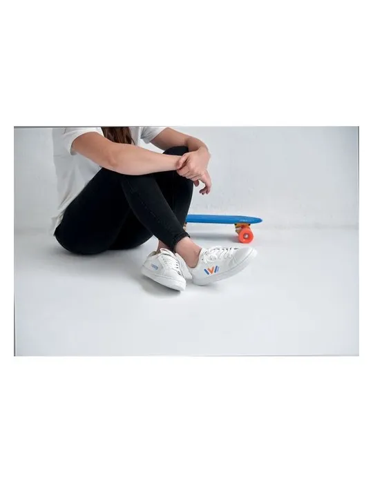 Baskets en PU Taille 40 BLANCOS - Élégance et Confort