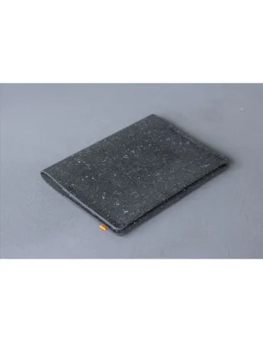 Recycled Leather Passport Holder étui à passeport