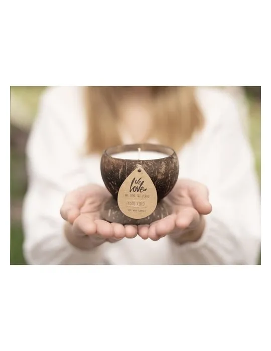 We Love The Planet Coconut Candle bougie