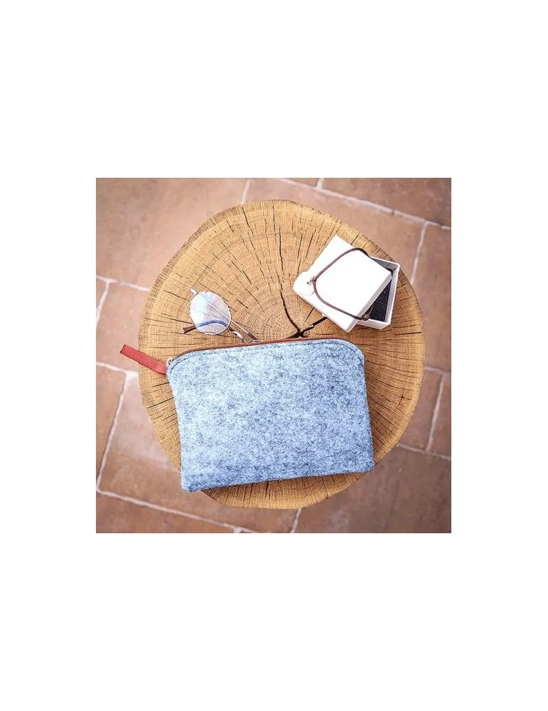 Pochette cosmétiques en feutrine