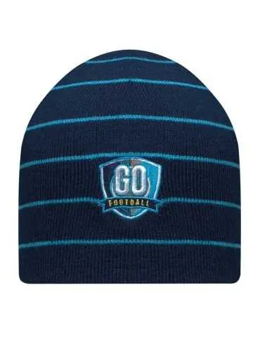 Un bonnet bleu avec des rayures blanches avec une inscription go en bleu plus clair sur le devant