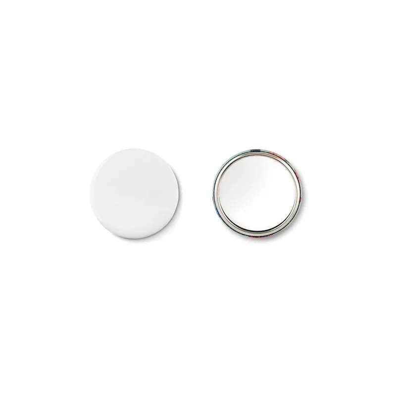 Miroir en métal MIRROR - Élégance et Praticité