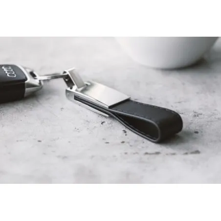 Porte-clés en métal et PU Keon - Élégance et Praticité