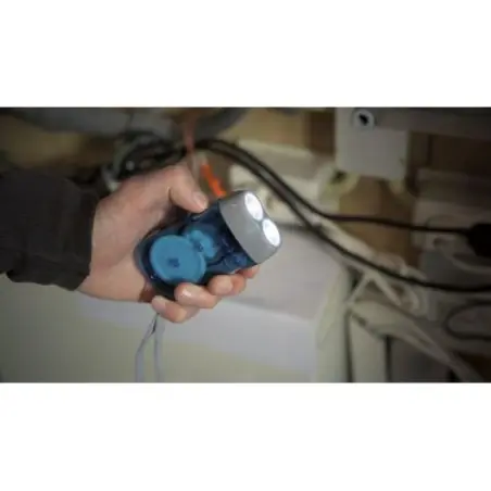 Lampe de Poche Dynamo Tristan - Éclairez vos Aventures