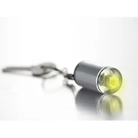 Porte-clés torche Carly : Éclairez vos clés avec style